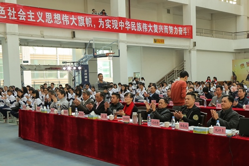 03.jpg